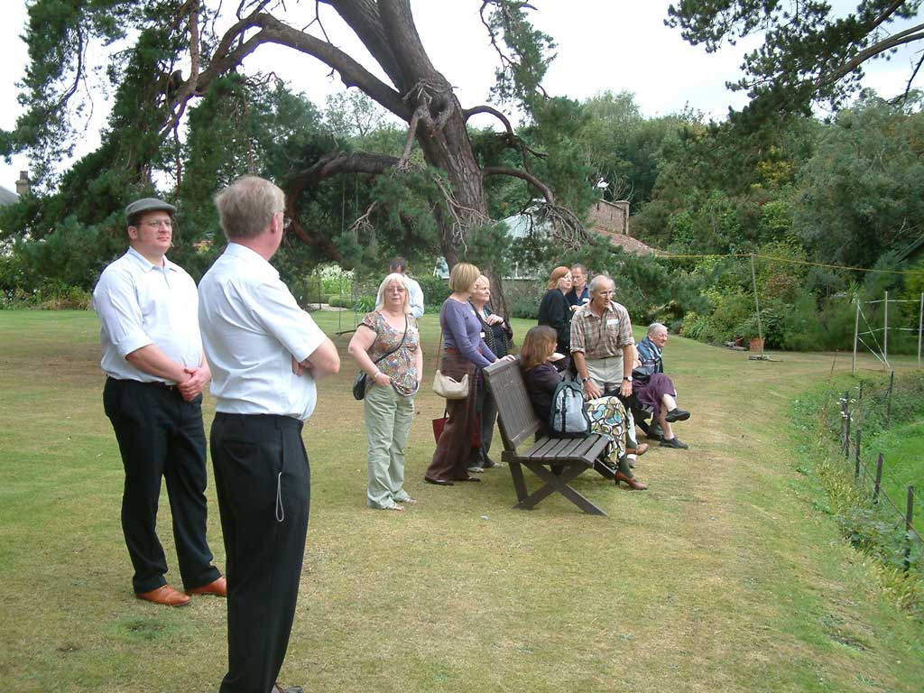 brinton hall gardens - brereton Reunion